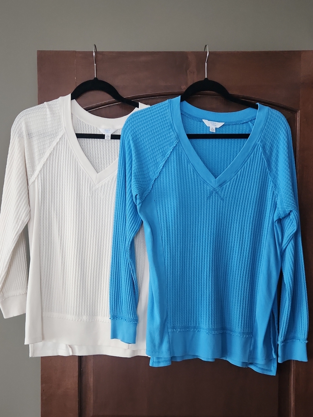 Time And Tru V-Neck Thermal Tunic Tops Blue White Small